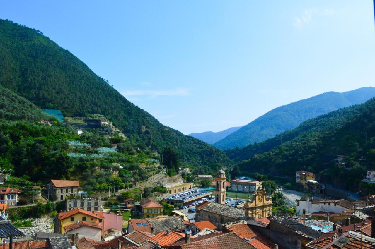 Alloggio U Sportegu Da E Monti A Giaia Badalucco Exterior photo